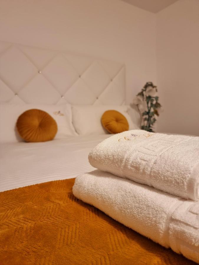Casa Iulia Otel Haro Dış mekan fotoğraf